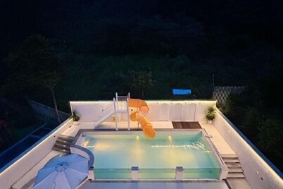 Country Garden Hot Spring Holiday Villa