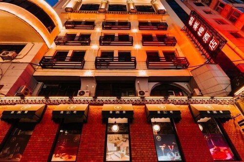 Bremen Hotel ( Central Street)