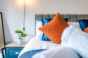 Unclassified image, 3 of 36, button