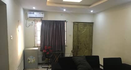 24hrs power and Charming farmhouse in amazing Ayobo,Lagos with AC, Wifi