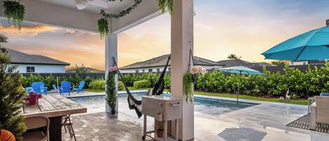 House, 4 Bedrooms, Pets allowed | Terrace/patio