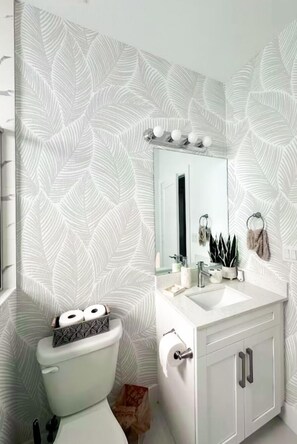 Maison, 4 chambres, animaux de compagnie acceptés | Salle de bain