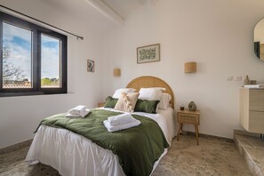 3 soverom, strykejern/-brett, reiseseng for barn og wi-fi