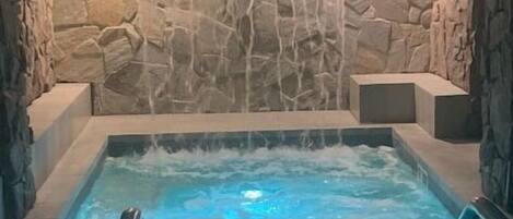 Piscina coberta i piscina climatitzada