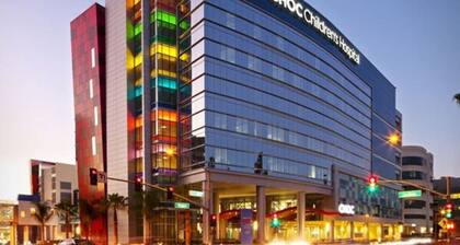 New York Style Home 10 Minutes To SNA Disneyland