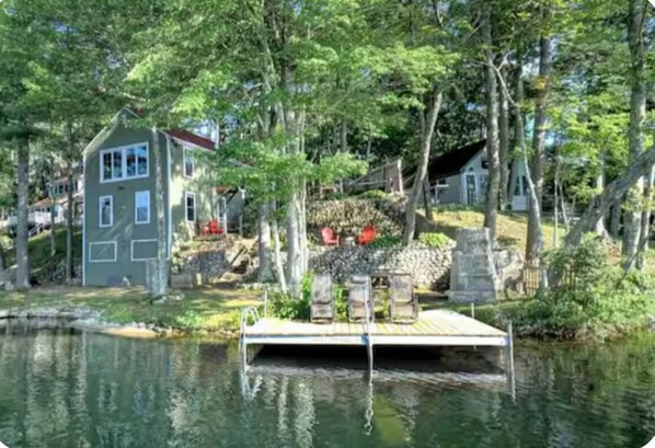 Exterior - Year-round 3-bedroom WATERFRONT Windham cabin with WiFi (Windham)