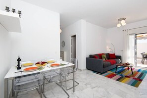 Interior - Iconic Stay Lagunillas  | 50 m2 Private Terrace (Málaga)