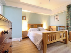 2 bedrooms, individually decorated, individually furnished, free WiFi