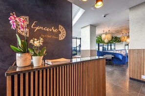 Lobby - One Rosebank: The Ultimate Urban Retreat (Johannesburg)