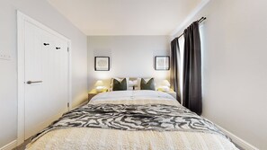 3 habitaciones, tabla de planchar con plancha y wifi gratis