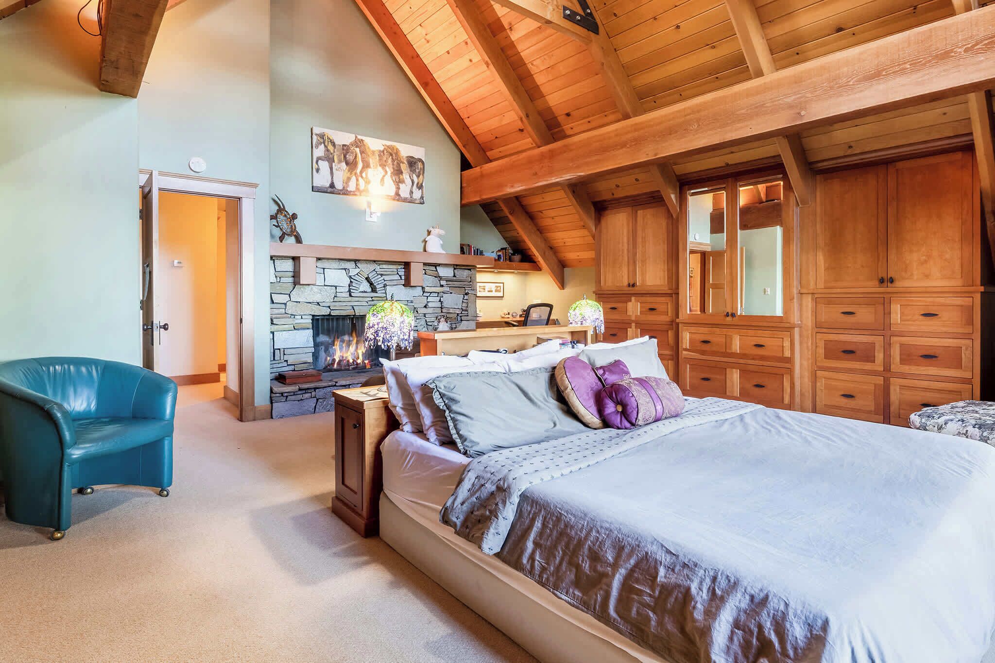House, Multiple Beds, Hot Tub, Mountain View (Carnelian Bay Getaway) | 5 bedrooms, desk, laptop workspace, individually decorated