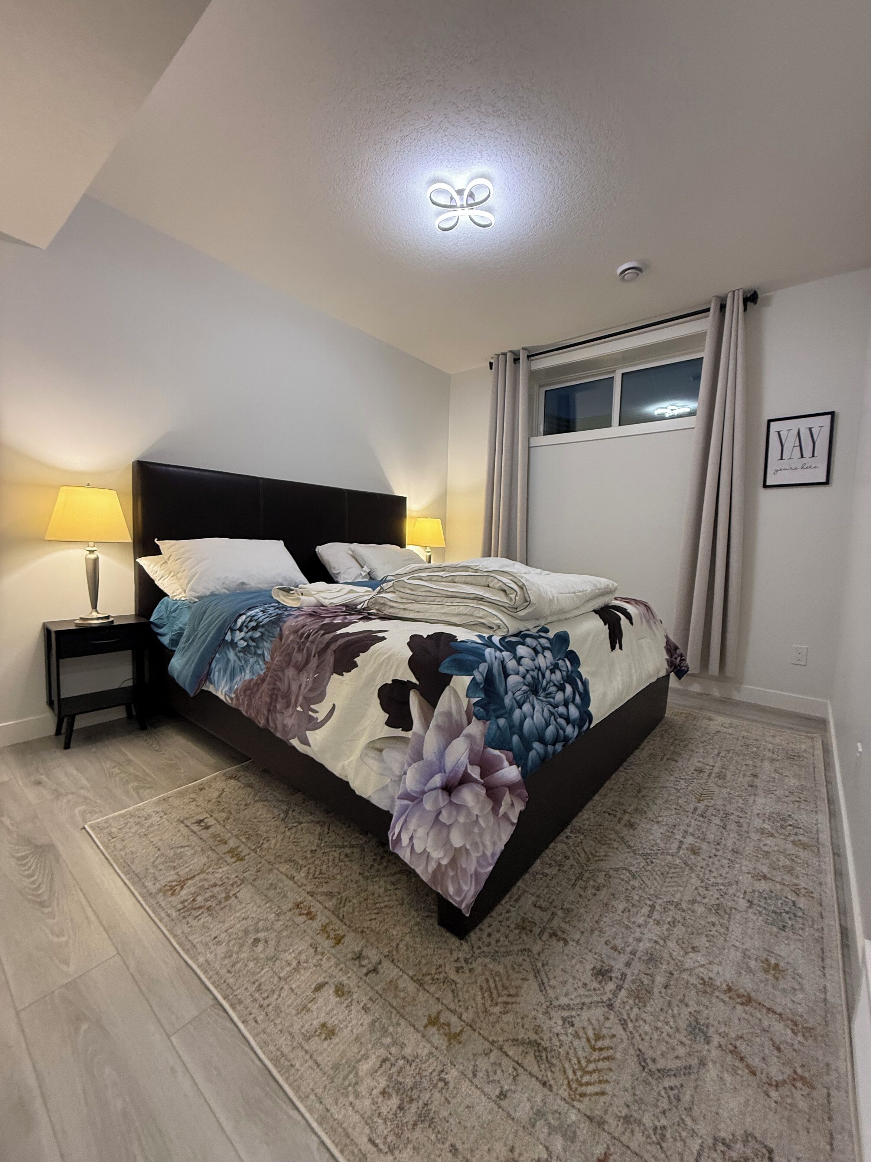 2 habitaciones, tabla de planchar con plancha, wifi y ropa de cama 