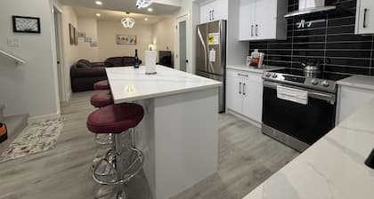 Maxti Guest Suite, Northwest Calgary, Alberta