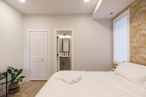 1 soverom, strykejern/-brett, wi-fi og sengetøy