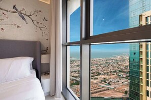 3 chambres, fer et planche à repasser, Wi-Fi, draps fournis