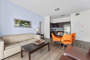 2 habitaciones y escritorio 