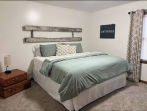 3 soverom, strykejern/-brett, reiseseng for barn og wi-fi