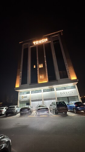 Cozy 1-bedroom condo with WiFi, AC in lovely Ajman