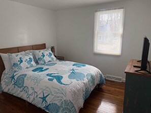 4 soverom, strykejern/-brett, wi-fi (inkludert) og sengetøy