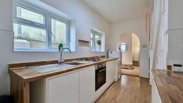 Family House, Garden View | Private kitchen