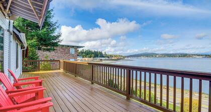 Walk to Beaches: Waterfront Home in Port Orchard!