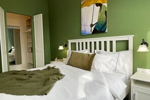 1 chambre, fer et planche à repasser, Wi-Fi, draps fournis