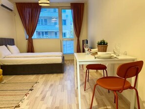 1 bedroom, WiFi - Cosher  Chic Studio in Top Location (Sofia)
