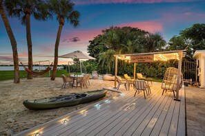 Maison Deluxe, 6 chambres, vue jardin | Terrasse/Patio