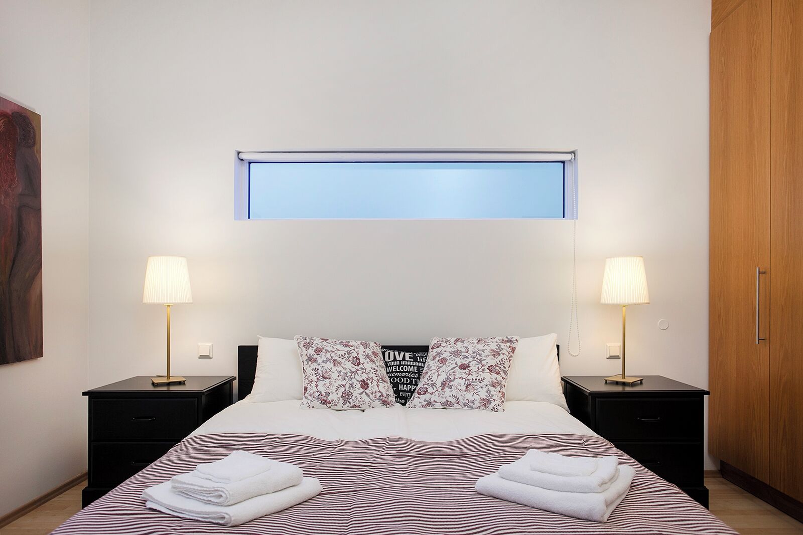 3 soverom, strykejern/-brett, wi-fi og sengetøy