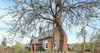 1 bedroom accommodation in Ham, near Berkeley