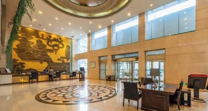 Zhoukou Hotel (Zhoukou Wanshunda Department Store)