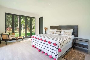 3 Schlafzimmer, Bügeleisen/Bügelbrett, Reisekinderbett, kostenloses WLAN