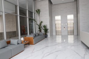 Sala de estar en el lobby