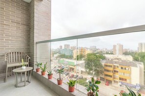 Standard Studio Suite, Balcony, City View | View from room