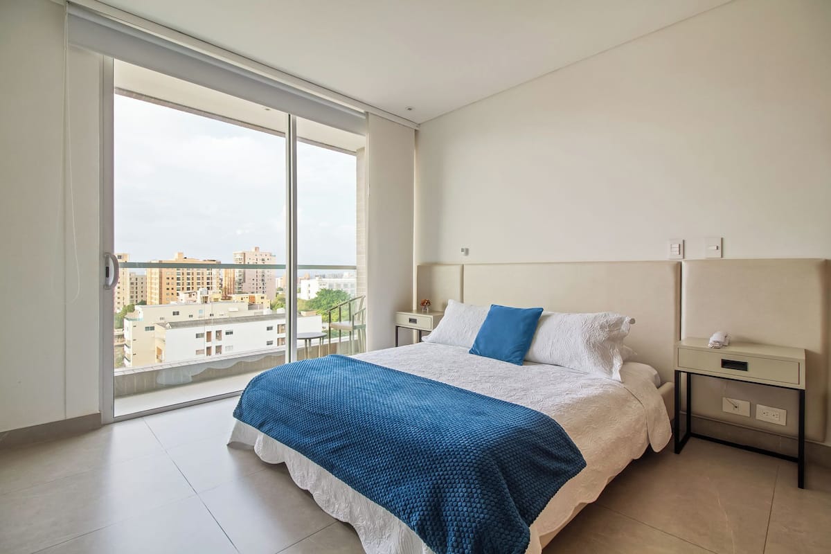 Comfort Studio Suite, City View | 2 bedrooms, desk, laptop workspace, blackout drapes