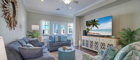 Apartment (3 Bedrooms) | Front of property