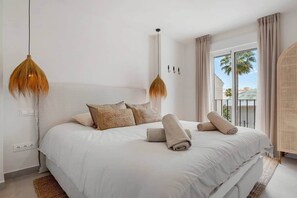 4 Schlafzimmer, Bügeleisen/Bügelbrett, Reisekinderbett, WLAN