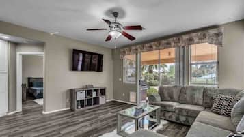 3 habitaciones, tabla de planchar con plancha y wifi gratis