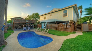 House (3 Bedrooms) | Front of property - Coastal Retreat w/ Pool, BBQ & Sunset Views Beers and Sunshine by Avantstay (Port Aransas)