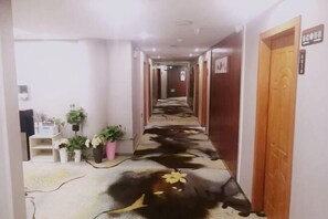 Interior - Elan Hotel (Jimo Small Commodity City) (Qingdao)
