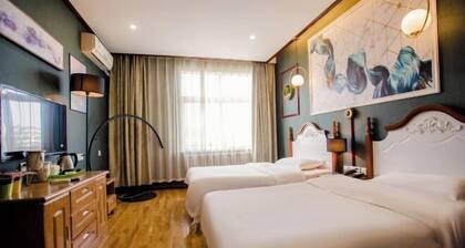 Elan Hotel (Jimo Small Commodity City)