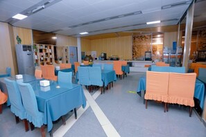 Unclassified image, 3 of 13, button - Elan Hotel (Jimo Small Commodity City) (Qingdao)