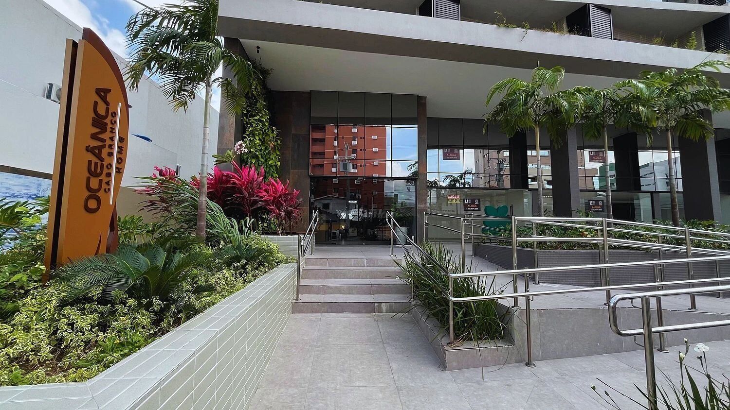 Basic Apartment | Exterior