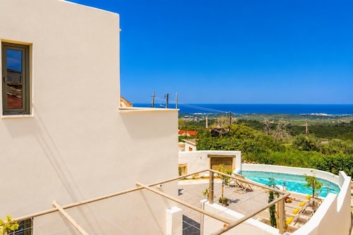 Villa Erofili - Three Bedroom Villa, Sleeps 6
