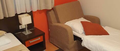 2 camere, accesso a Internet, lenzuola