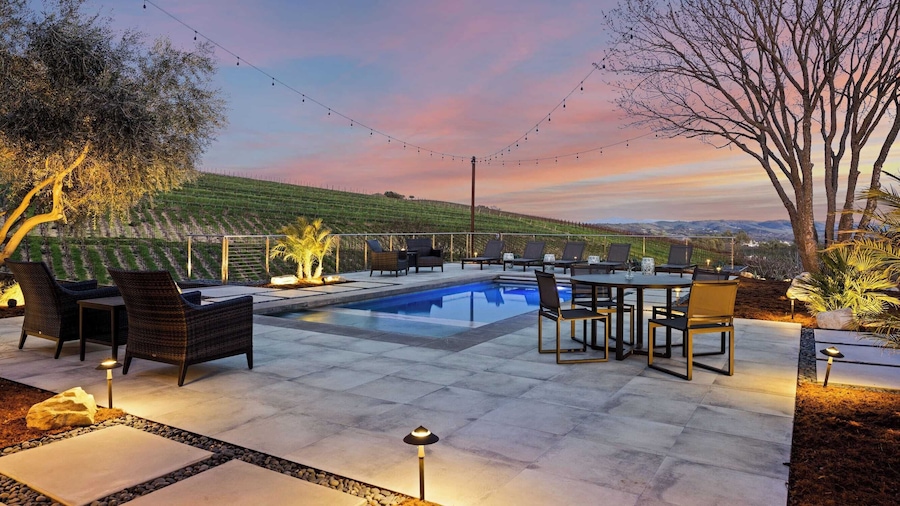 Wine Country Estate w/ Pool, Hot Tub The Residence at Truss Wines by Avantstay