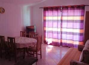 Dining - Apartments Milakovic-Kanica - Comfort One Bedroom Apartment with Sea View and Terrace (Rogoznica)