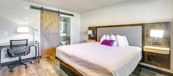 1 Mi to Lake Huron Beaches: Quiet Studio Apartment