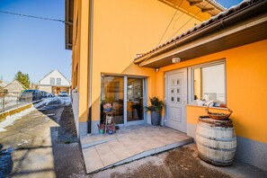 Exterior detail - Double Room Metulj with Breakfast in Ančkin kot (Cerknica)