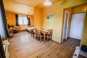 1 habitación, internet y ropa de cama 